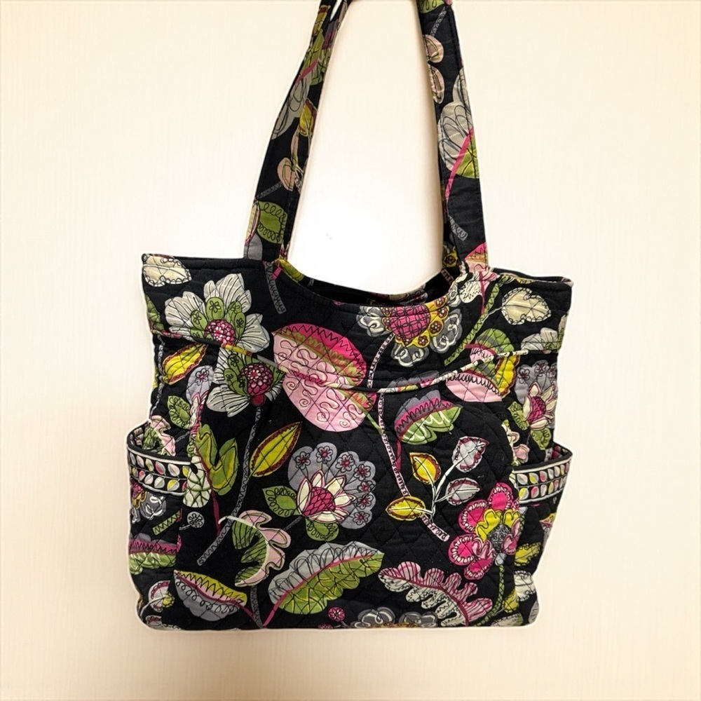 Vera Bradley Quilted Zip Closure Multicolor Bag